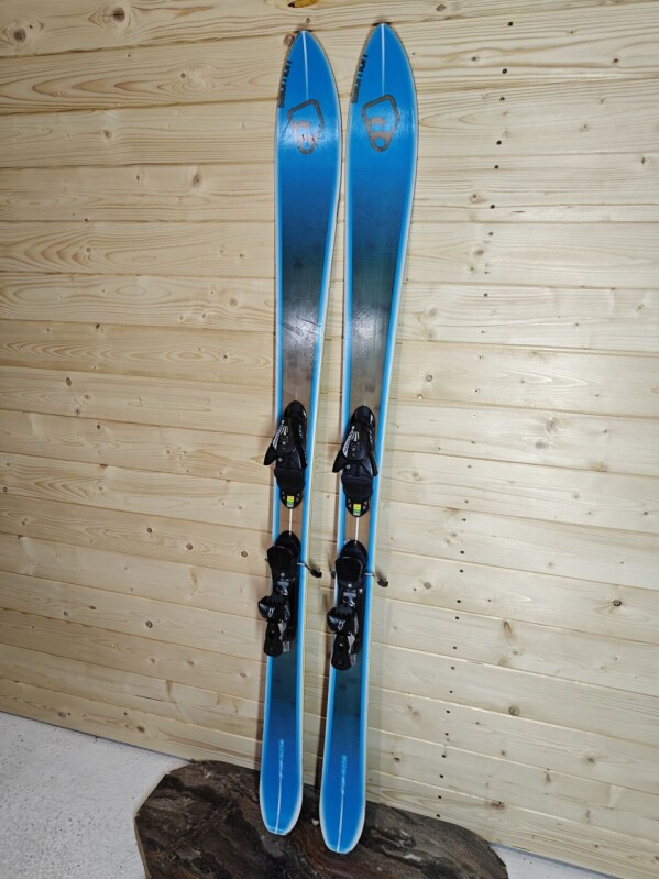 LYŽE SALOMON BBR 8.9 VSHAPE 177CM